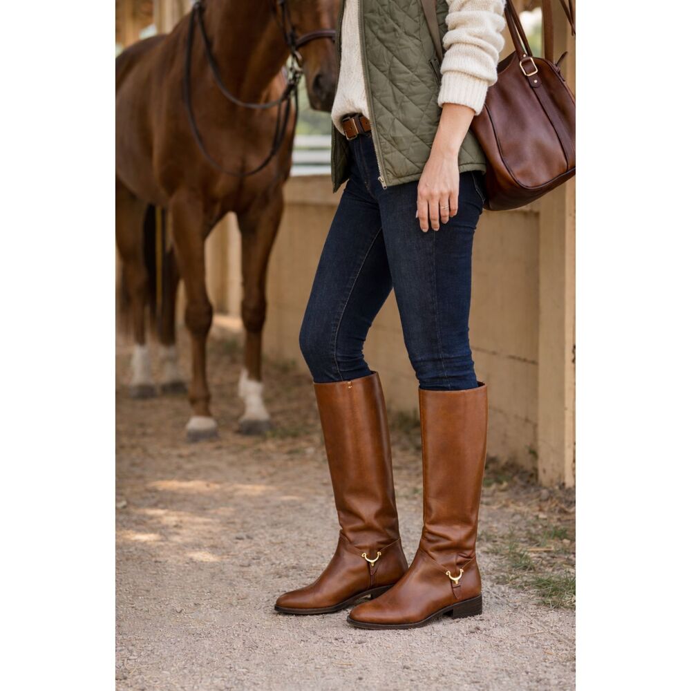Etienne Aigner — Boots | GUC · Sz 9
